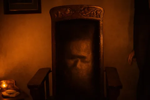 Face captured in the chair at Altona Homestead