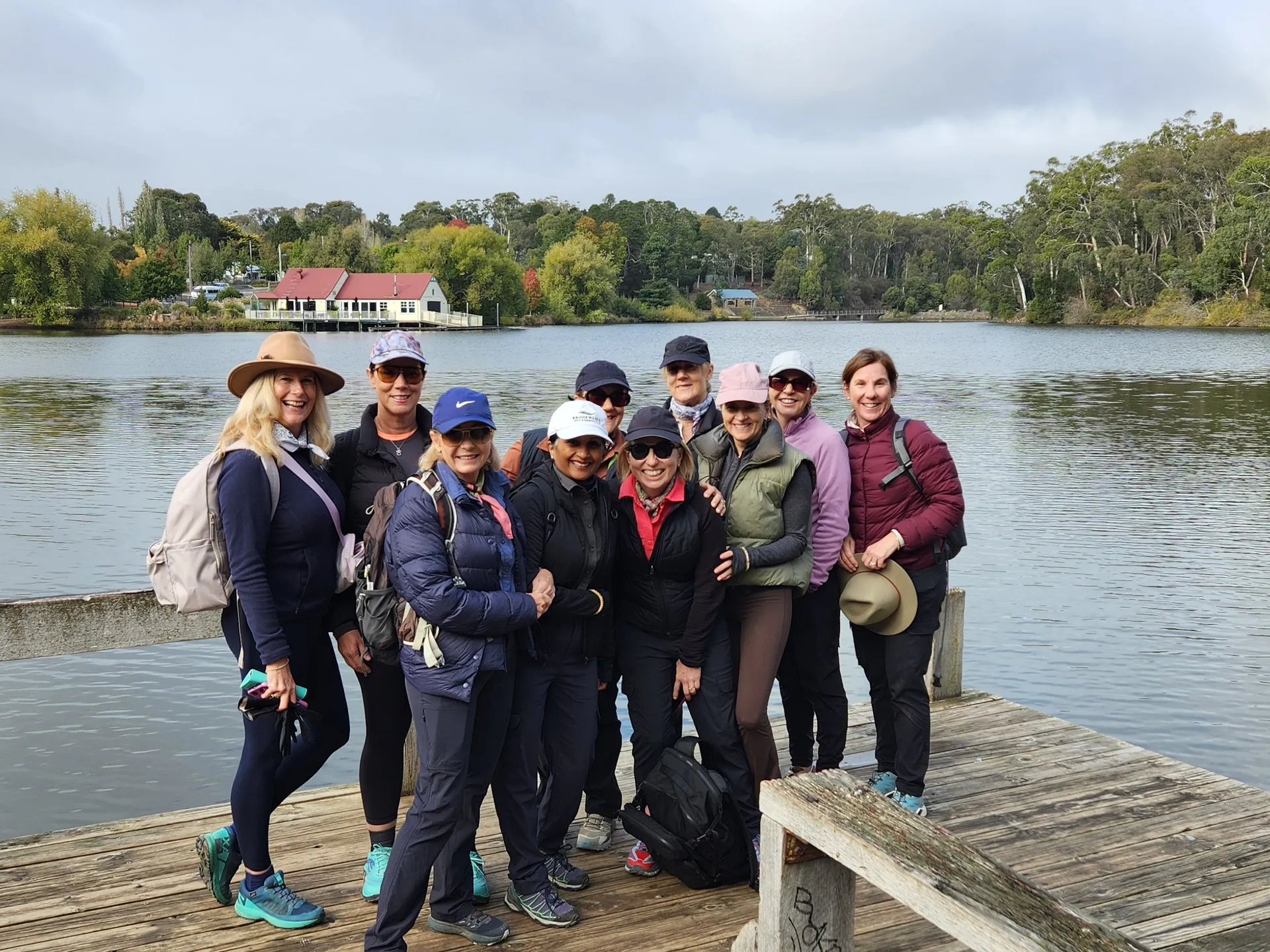 Group by the lake on the Daylesford walk
