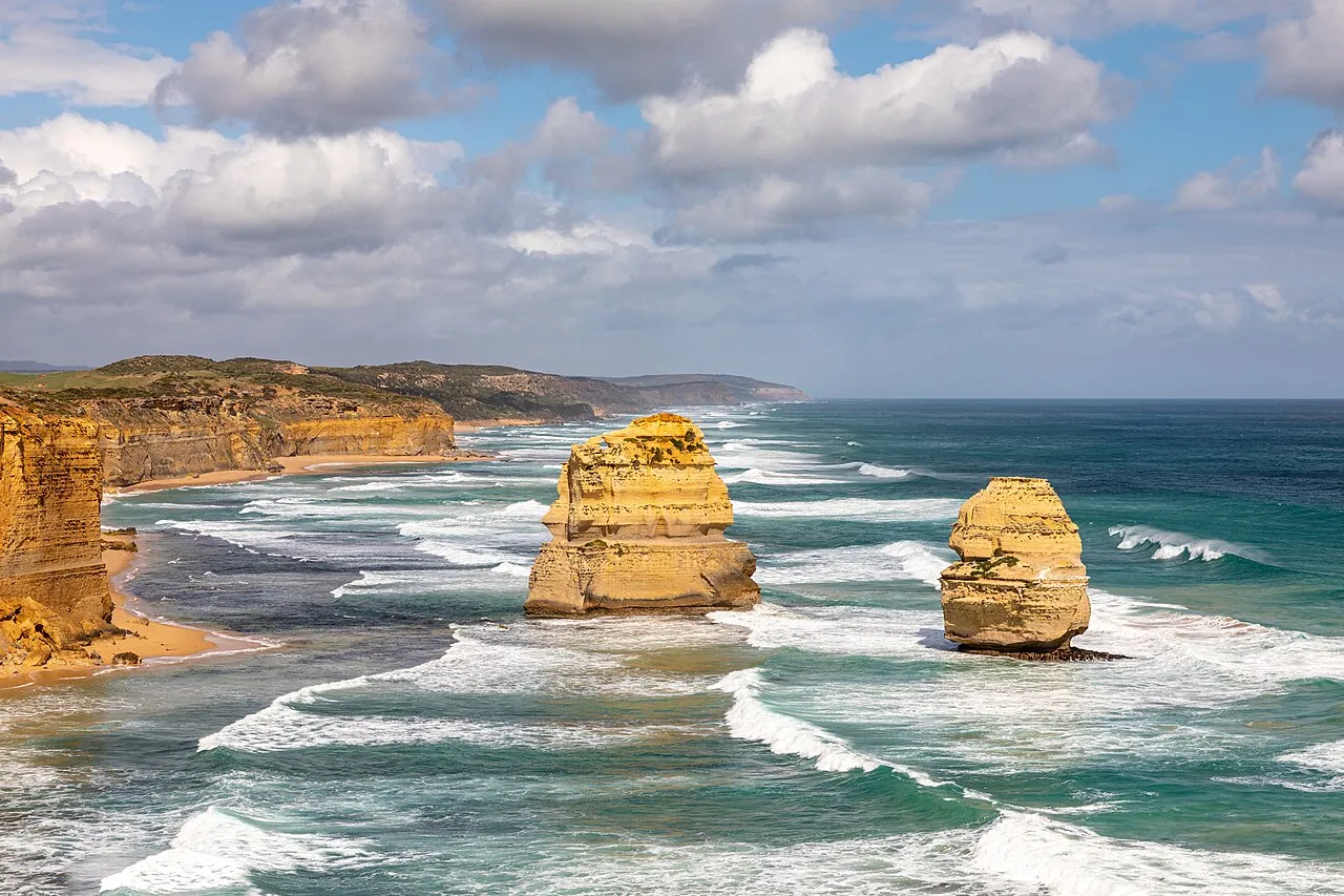 The Twelve Apostles limestone sea stacks on the Great Ocean Road coast
