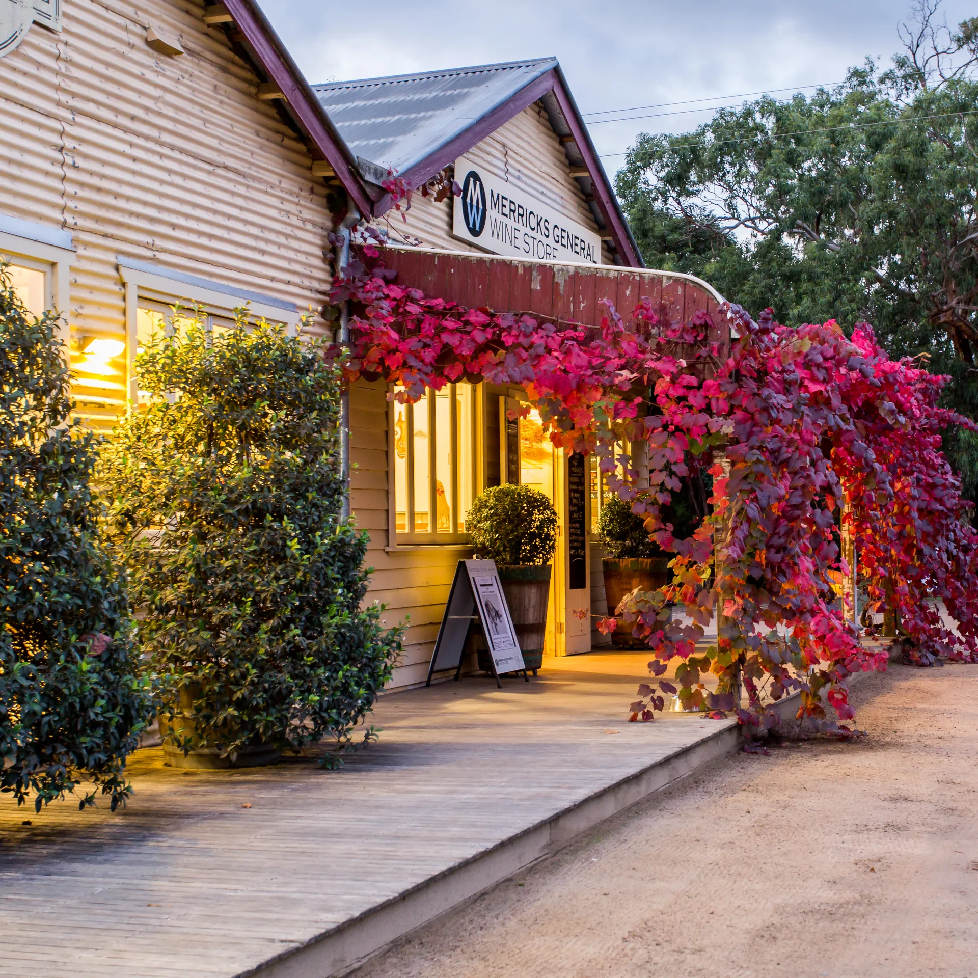 Merricks General Store, a lunch stop on the Mornington Peninsula winery tour