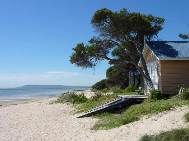 Blairgowrie beach and bathing boxes