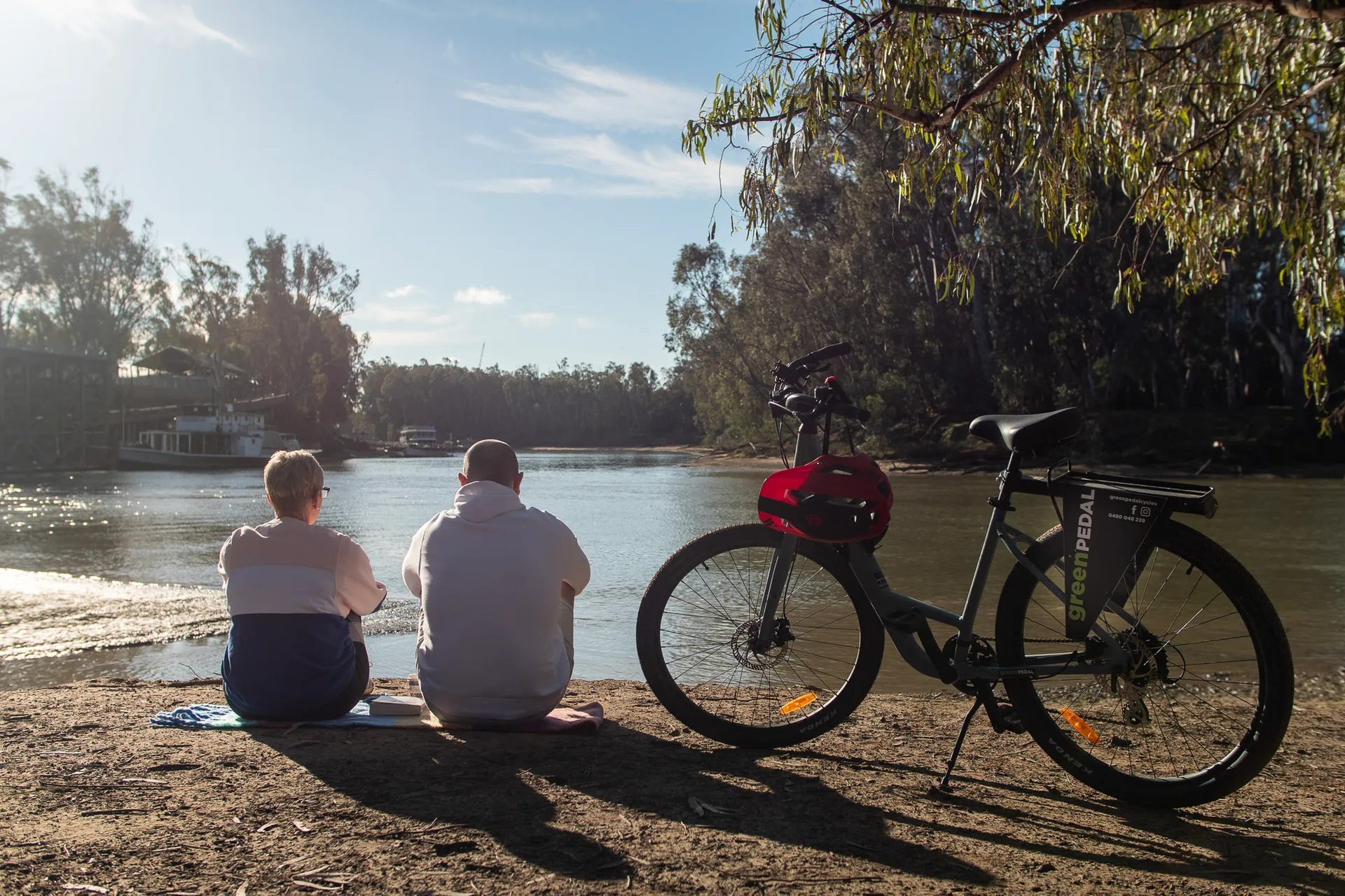 E-bike riding in Echuca