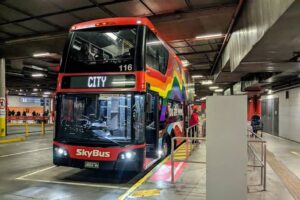 Melbourne Airport Shuttle service (Melbourne airport to Melbourne Southern Cross Station & Vice Versa)