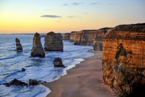 Great Ocean Road Bus Tour Including 12 Apostles, Forest Walk, Koalas & more