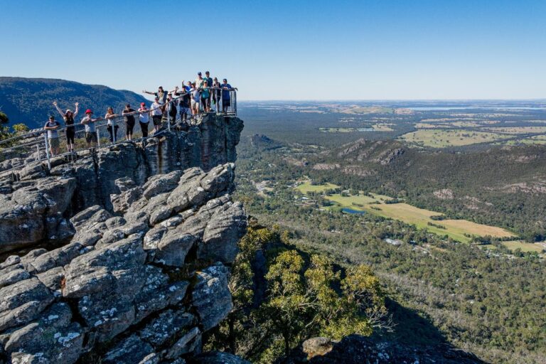 Great Ocean Road to Grampians Tour