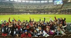 2016_Canberra_Uni_footy_group_at_MSG_tb_lg